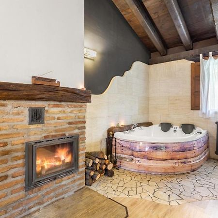 منزل الضيف Panzares  في Casa Senderuela المظهر الخارجي الصورة