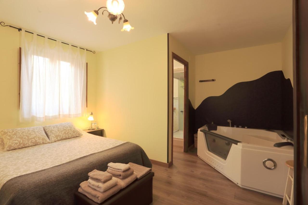منزل الضيف Panzares  في Casa Senderuela المظهر الخارجي الصورة