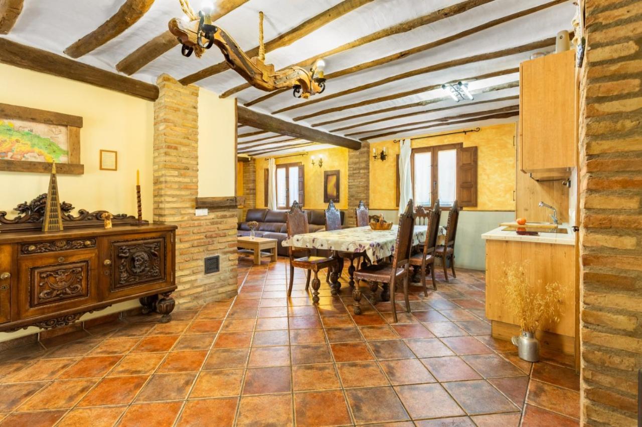 منزل الضيف Panzares  في Casa Senderuela المظهر الخارجي الصورة