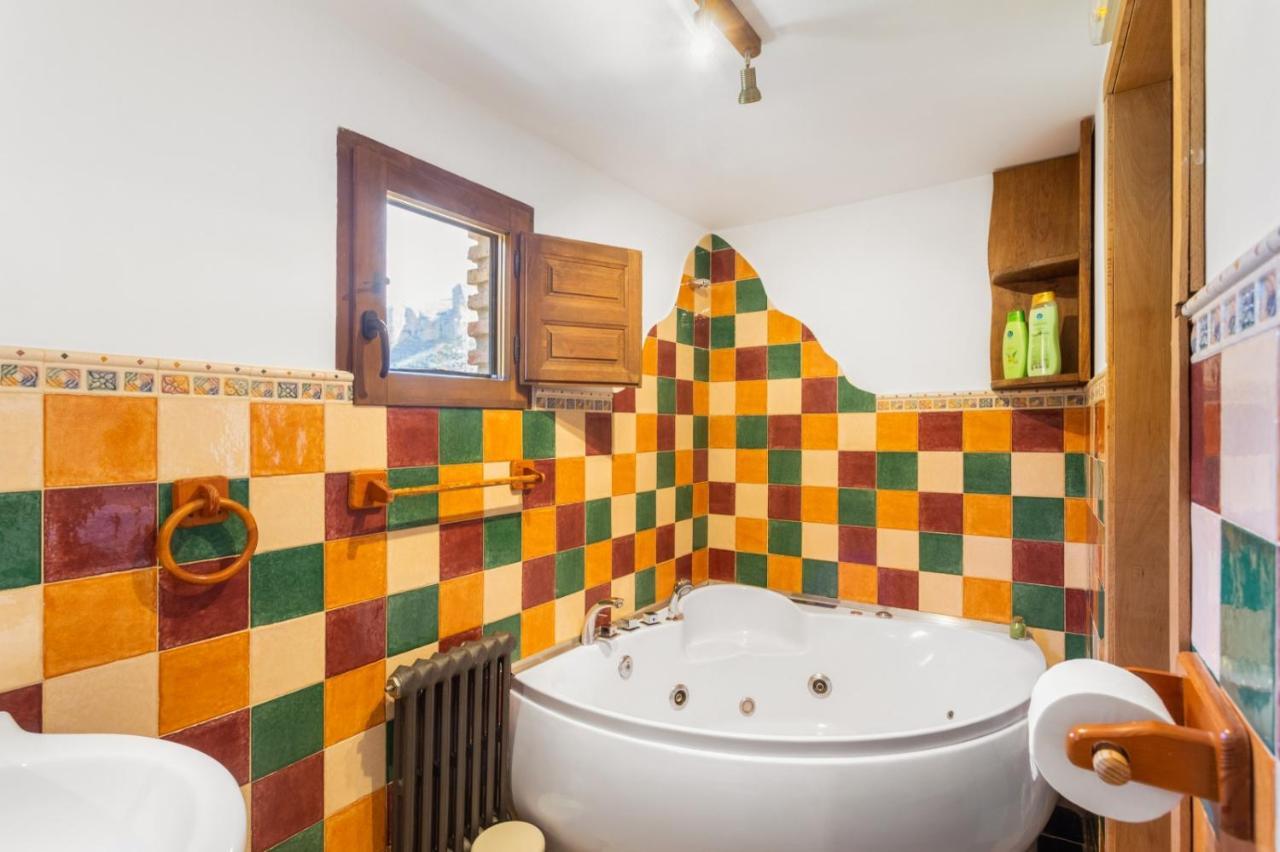 منزل الضيف Panzares  في Casa Senderuela المظهر الخارجي الصورة