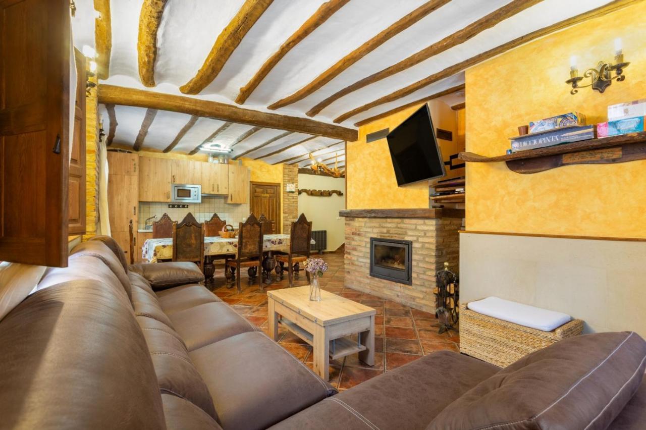 منزل الضيف Panzares  في Casa Senderuela المظهر الخارجي الصورة