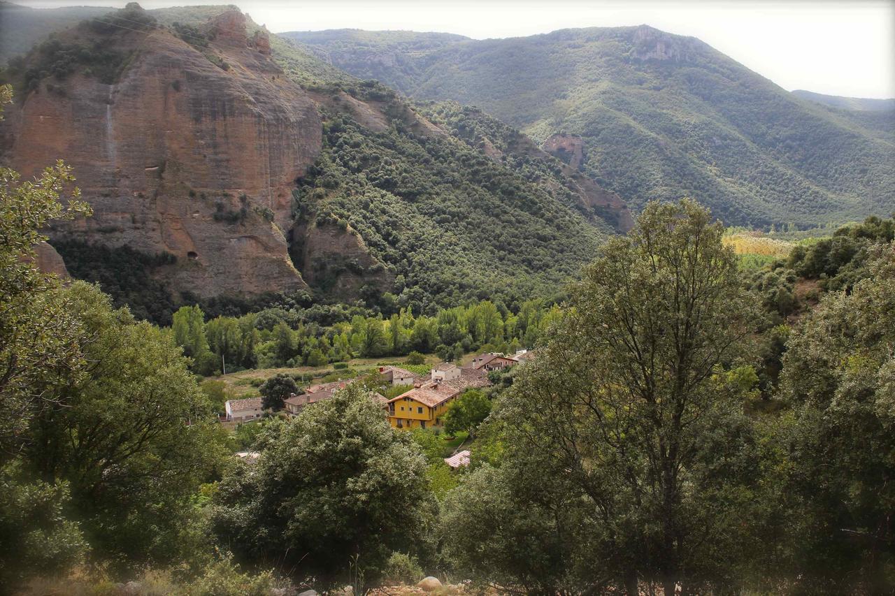 منزل الضيف Panzares  في Casa Senderuela المظهر الخارجي الصورة