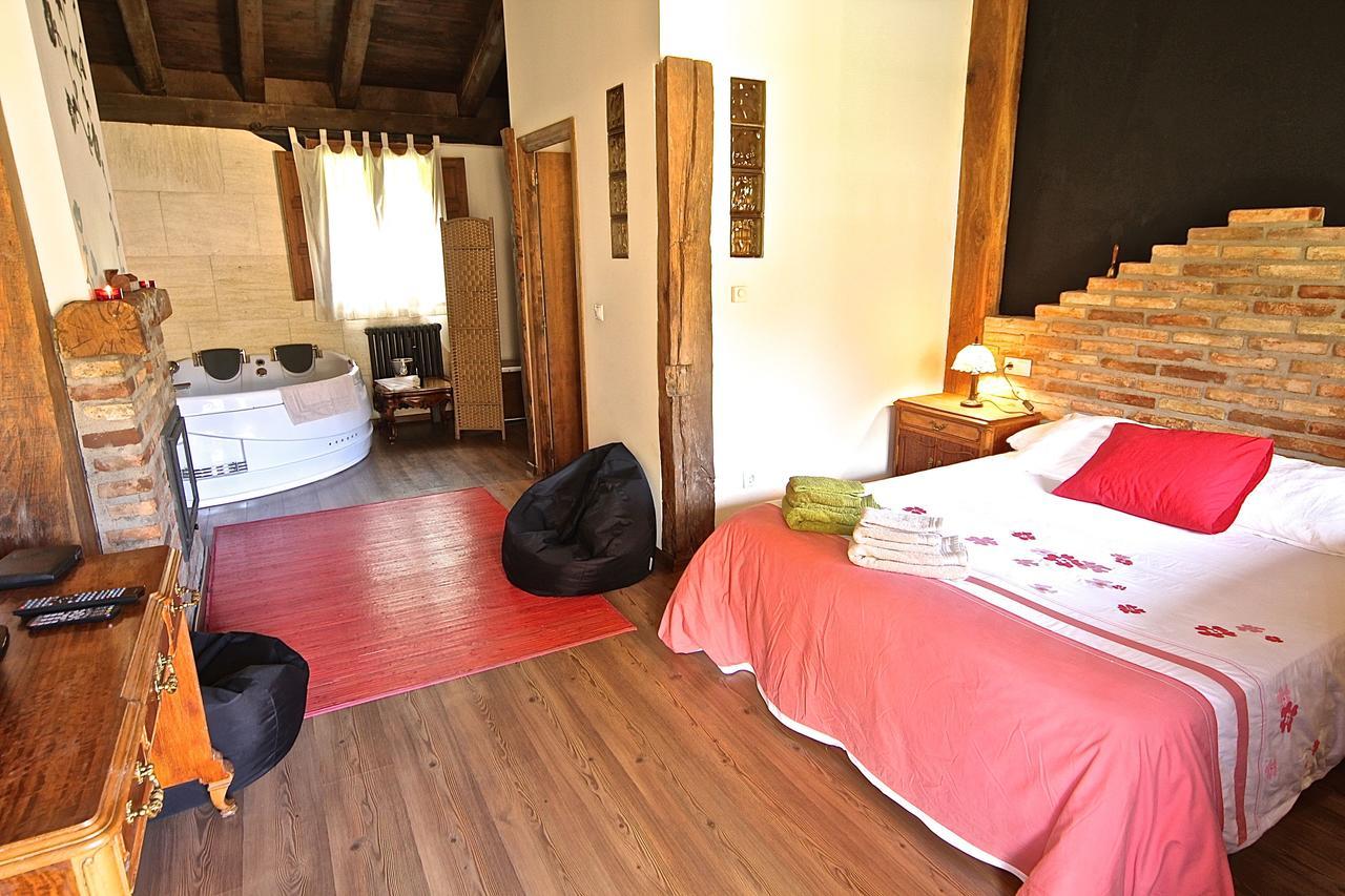 منزل الضيف Panzares  في Casa Senderuela المظهر الخارجي الصورة